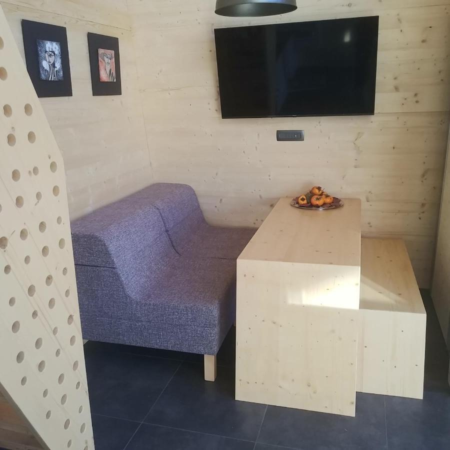 Maxi Sonce, Odprte Vasi Villa Prvacina Luaran gambar